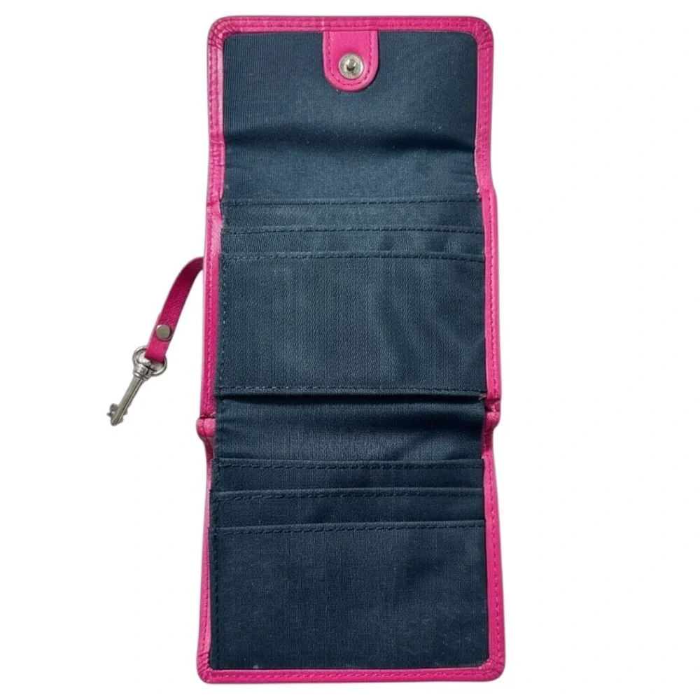 FOSSIL Genuine Leather Mini Bifold Silver Snap Wallet in Fuchsia - Vintage; EUC